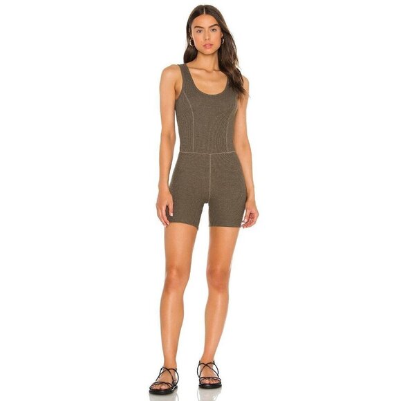 Twenty "Everest" Women BNWOT Thermal Army Shorts Romper - Picture 1 of 6
